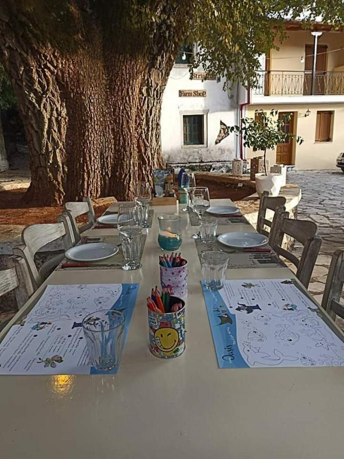 Lovely Studio In Strinilas With Its Own Pool Exterior photo